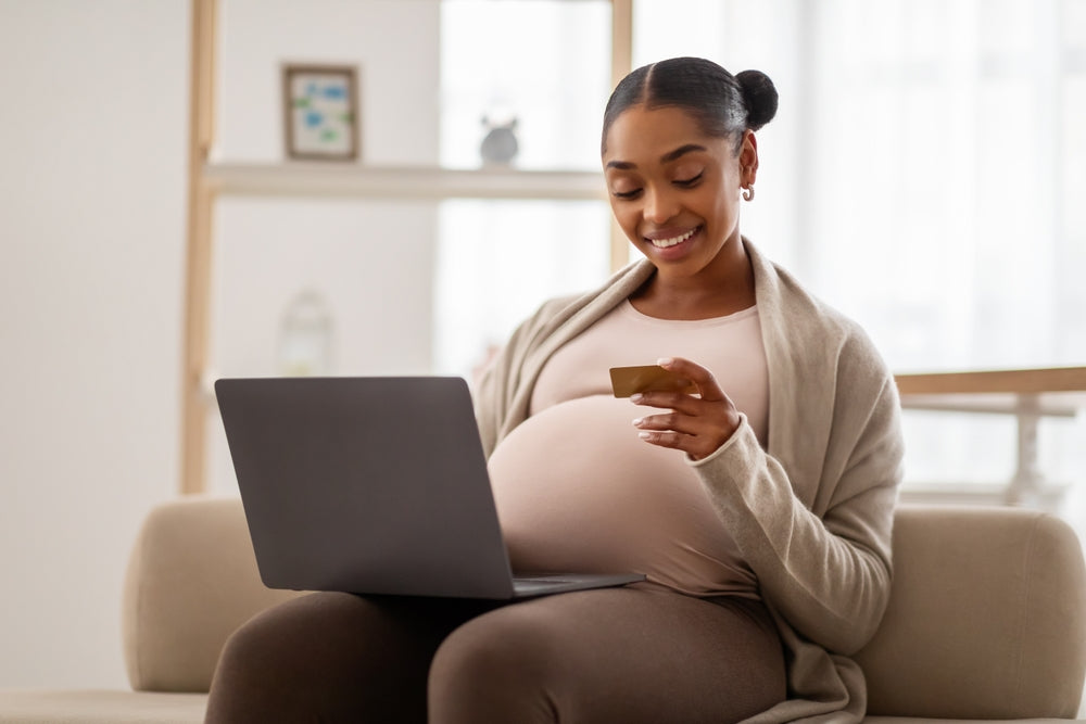 How to Buy Maternity Clothes Online With Confidence