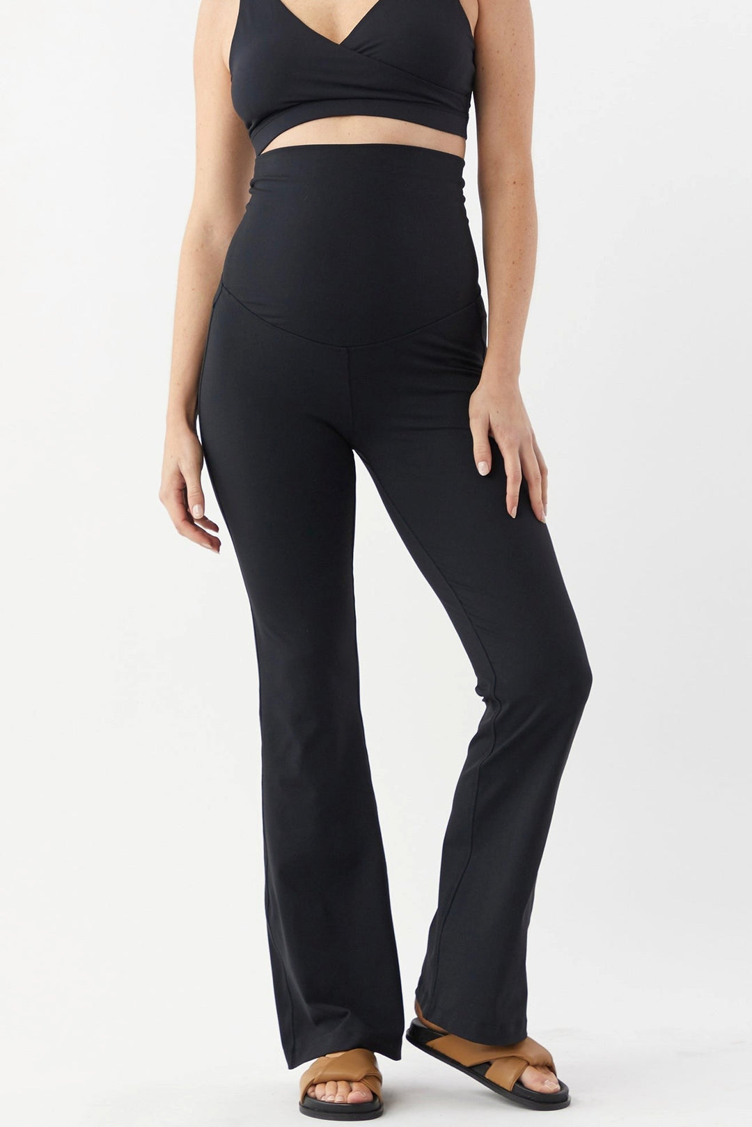 High-Waisted vs Low-Waisted Maternity Leggings: Which Feels Better for Everyday Life?