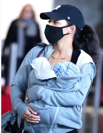 Connor 3-in-1 Hoodie: Buying Guide & Benefits for Pregnant Women