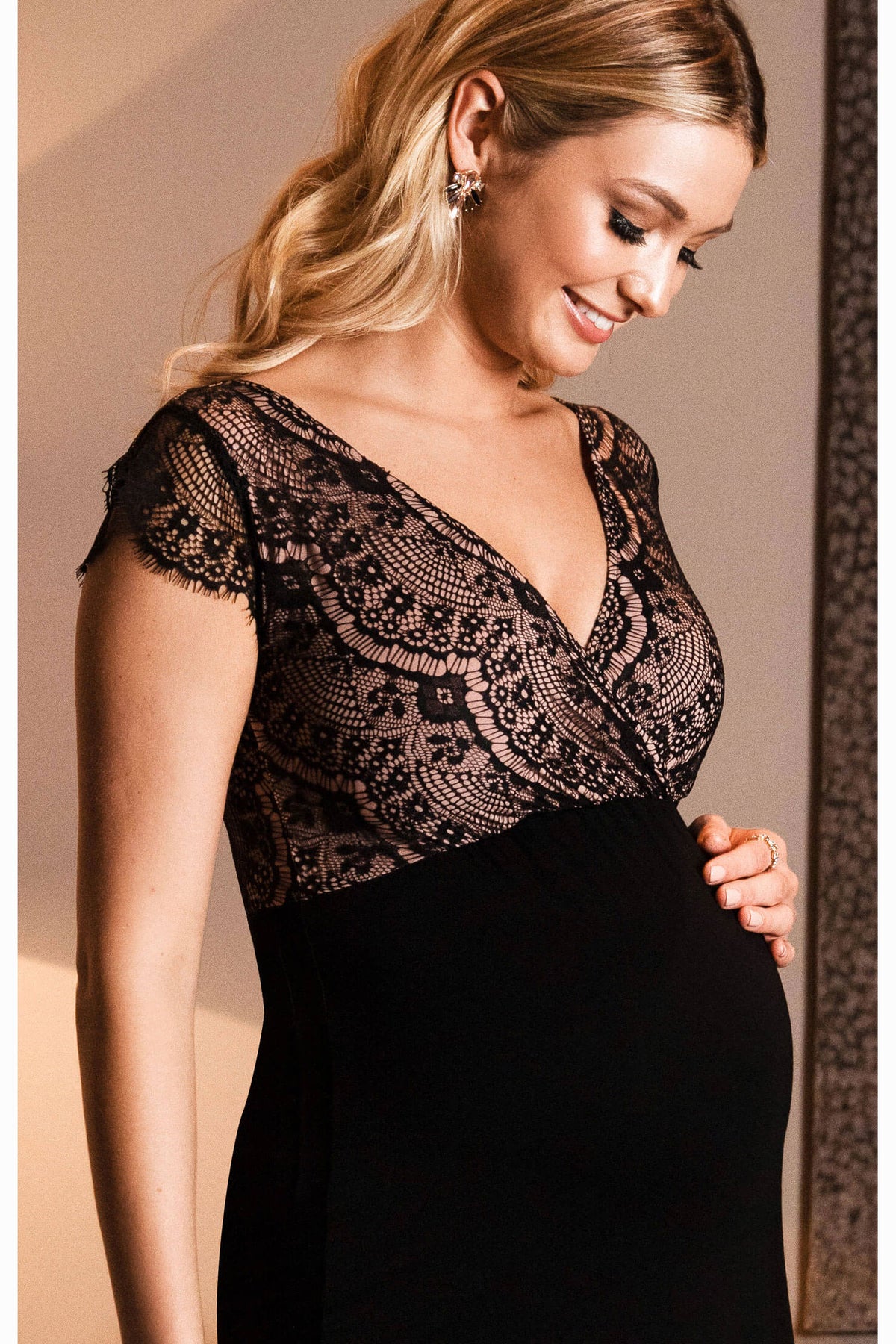 Tiffany Rose Rosa Lace Maternity Dress – Seven Women Maternity